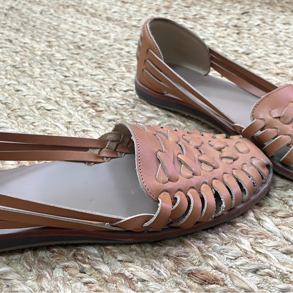 Nisolo Huarache, Almond, Size 8